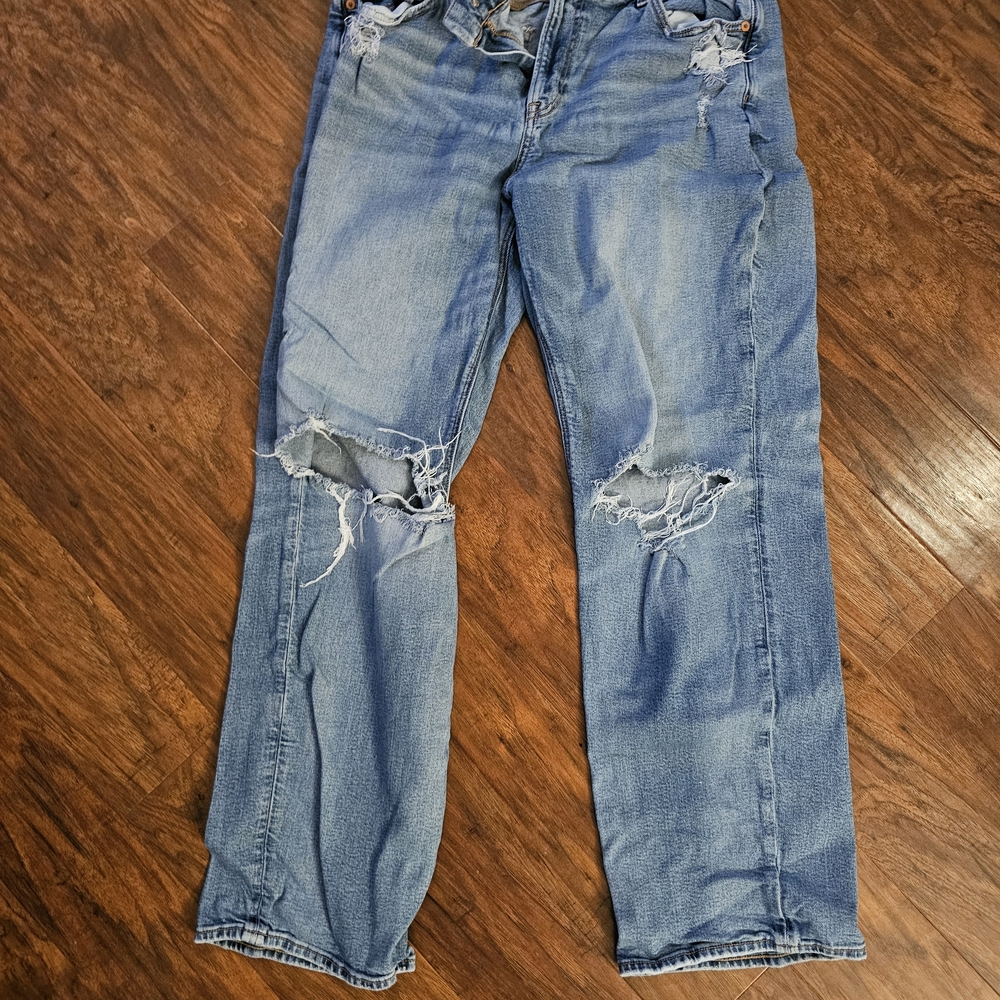 American Eagle Outfitters Curvy Straight Blue Jeans